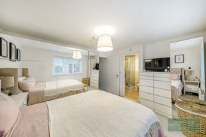 Photo 19- click for photo gallery